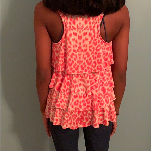 Fun and flirty cheetah print top - Picture 2 of 2